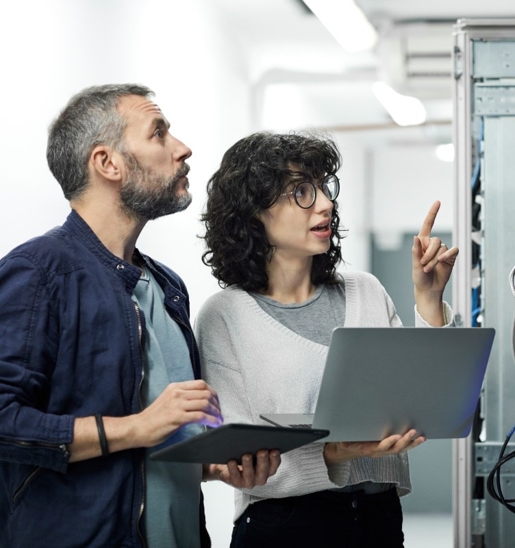 team members troubleshooting