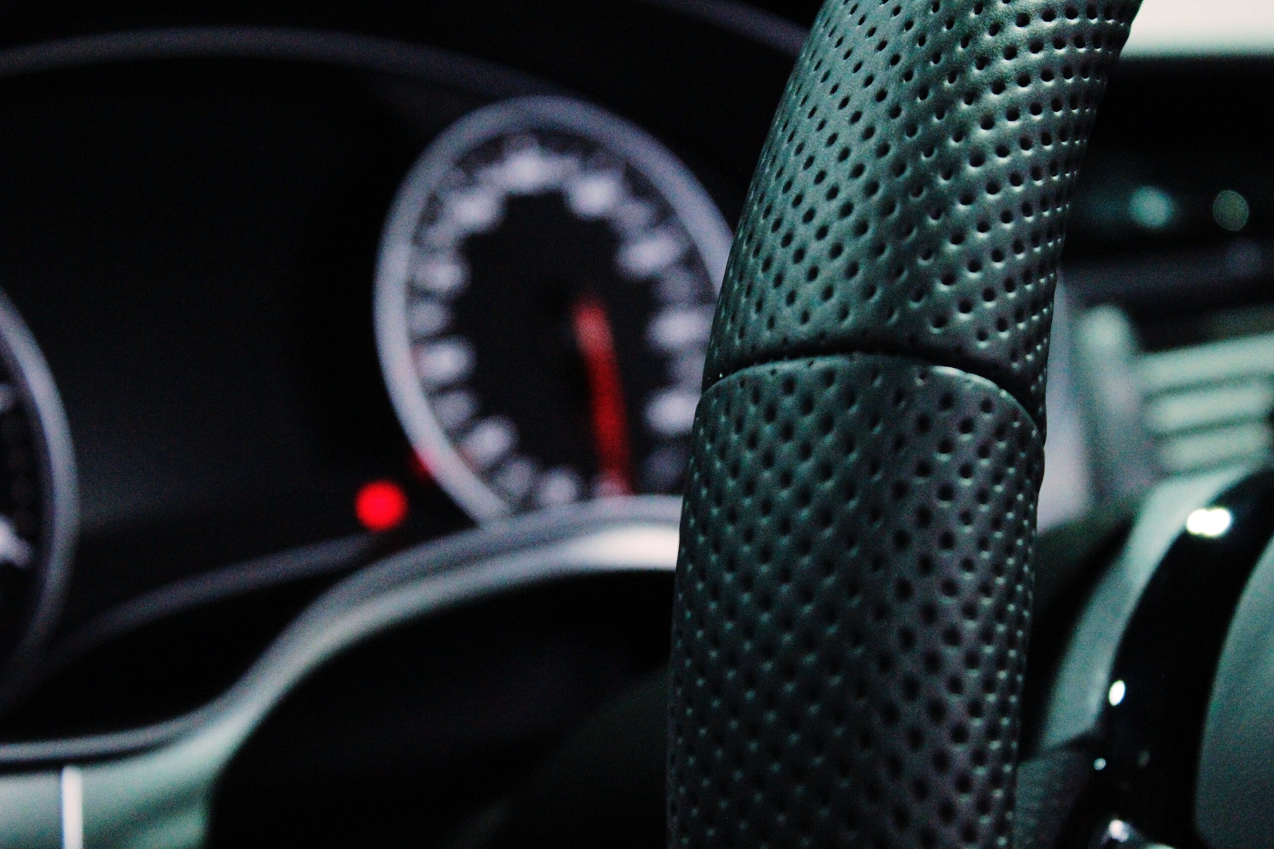 car dashboard and wheel