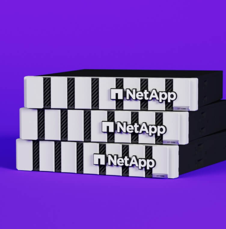 서로 겹쳐서 쌓아 올린 NetApp 장치