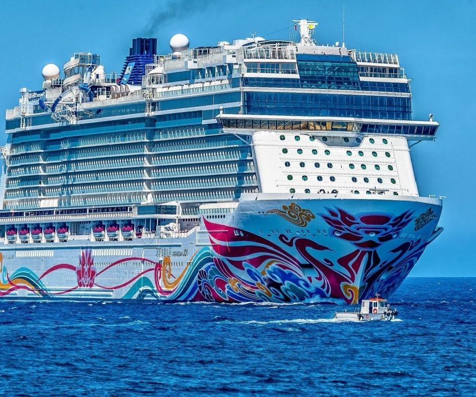 cruise ship